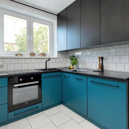Coast & By Renters Apartment