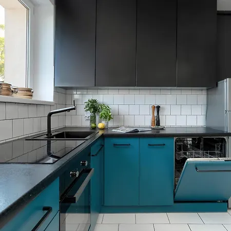 Coast & By Renters